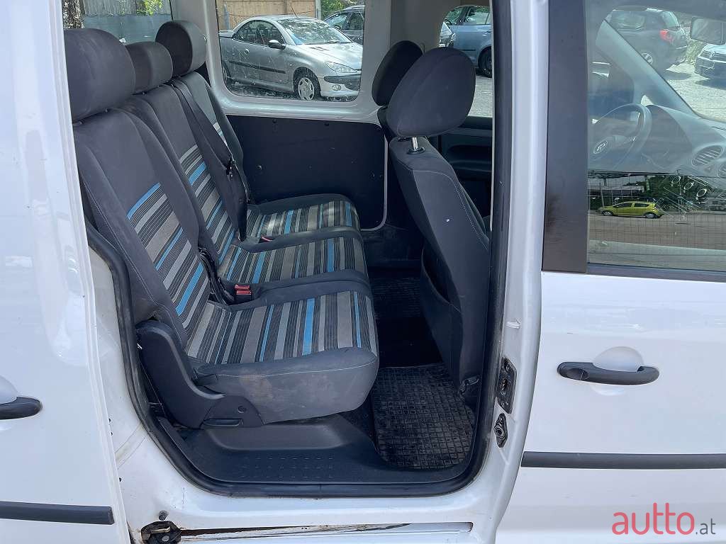 2014' Volkswagen Caddy photo #5