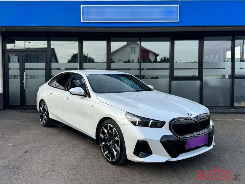 2023' BMW 5Er-Reihe photo #1