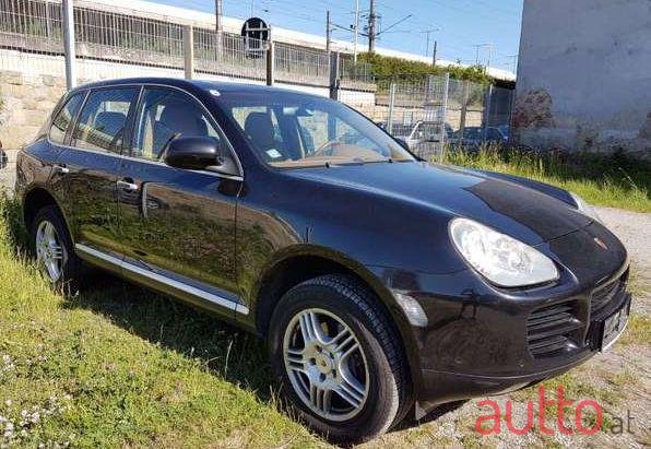 2005' Porsche Cayenne photo #1