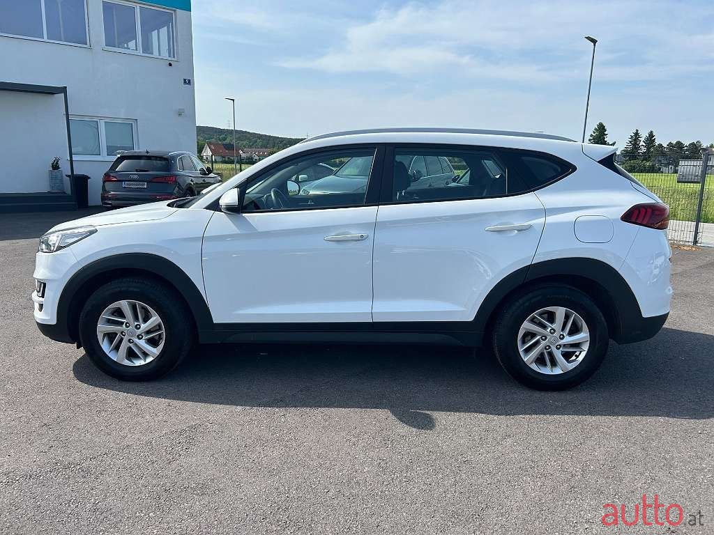 2020' Hyundai Tucson photo #5