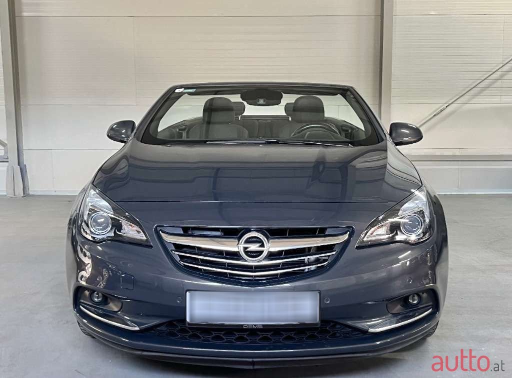 2015' Opel Cascada photo #2