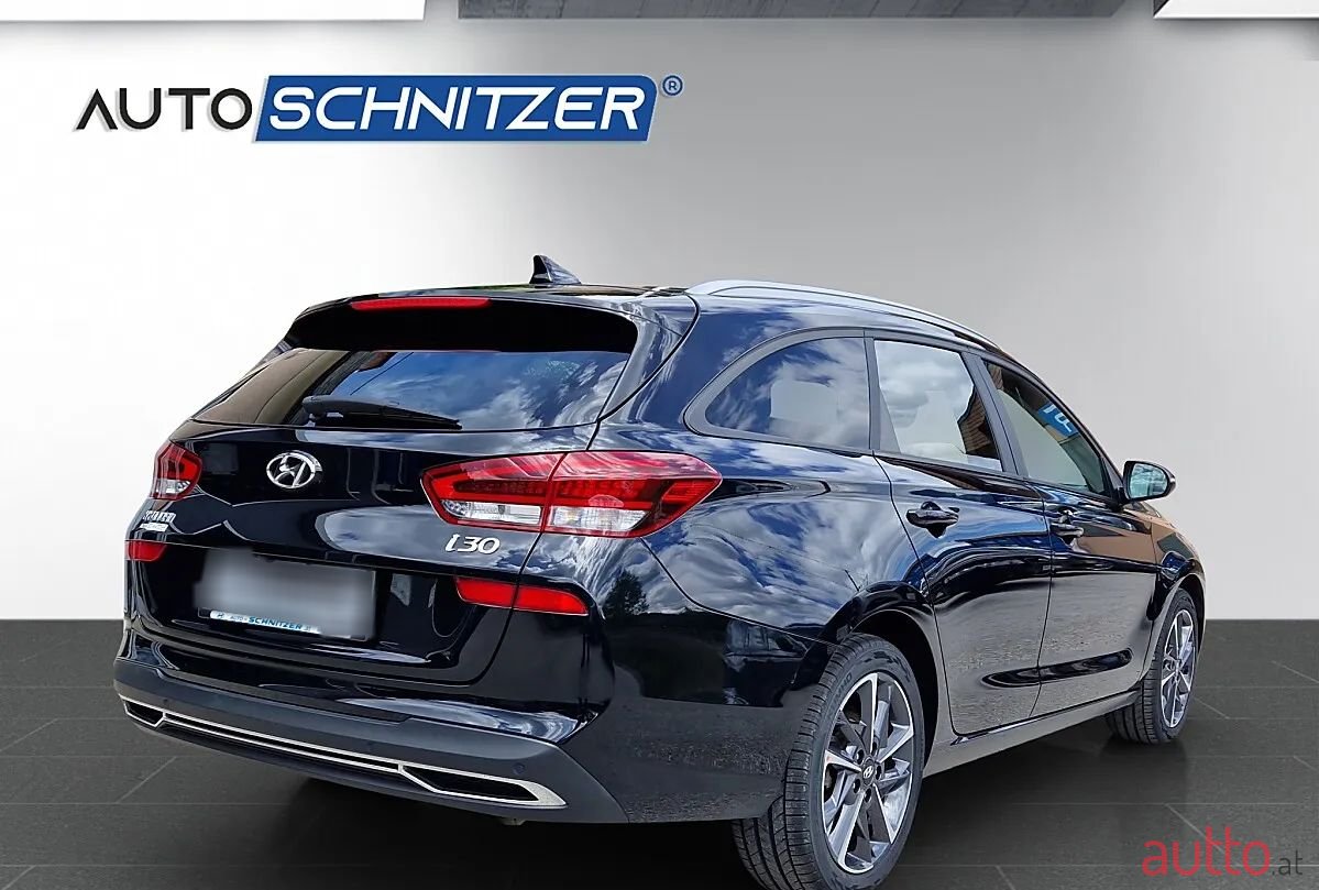 2021' Hyundai i30 photo #5