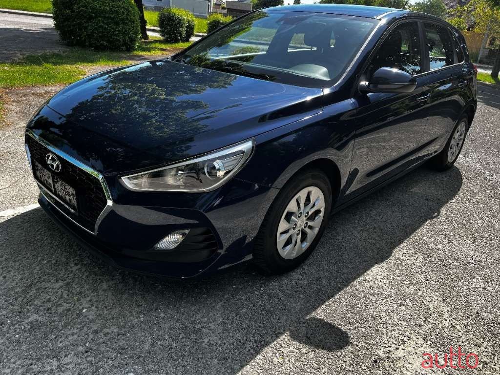 2020' Hyundai i30 photo #1