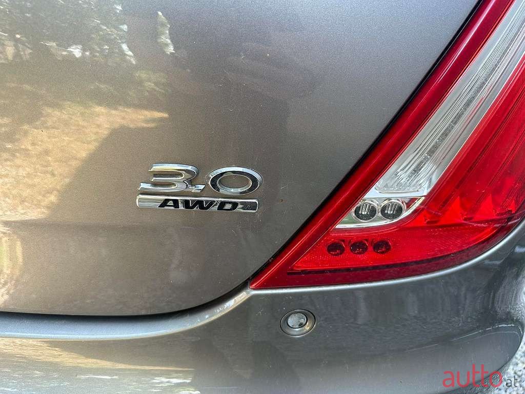 2013' Jaguar XJ photo #4