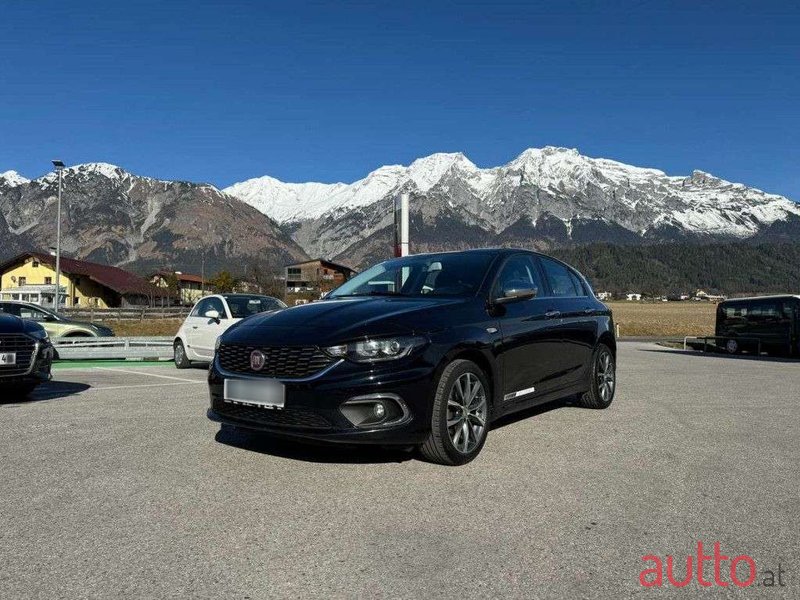 2018' Fiat Tipo photo #2