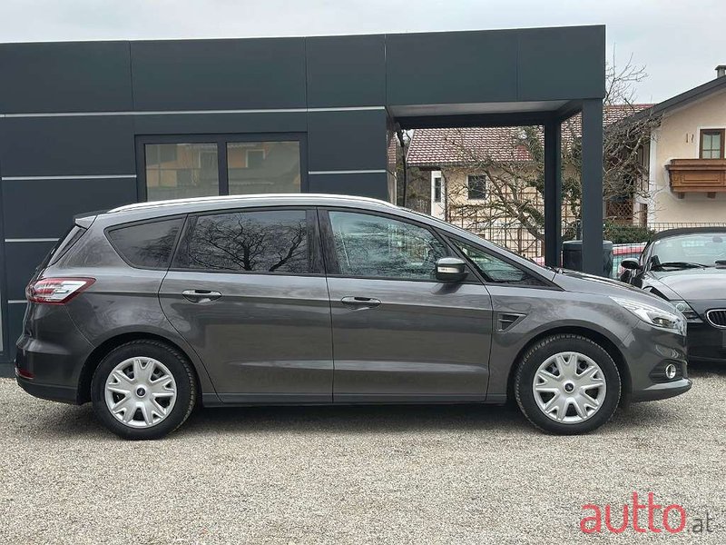 2018' Ford S-Max photo #2