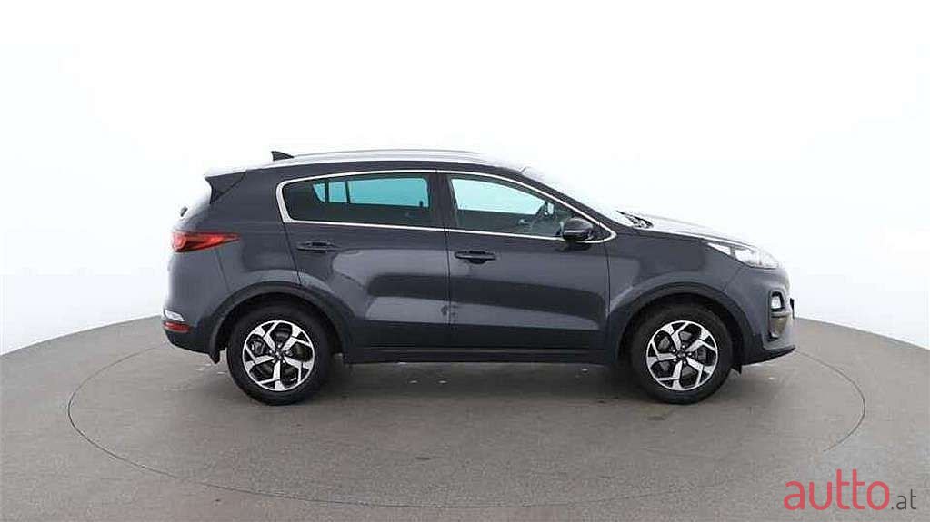 2020' Kia Sportage photo #1