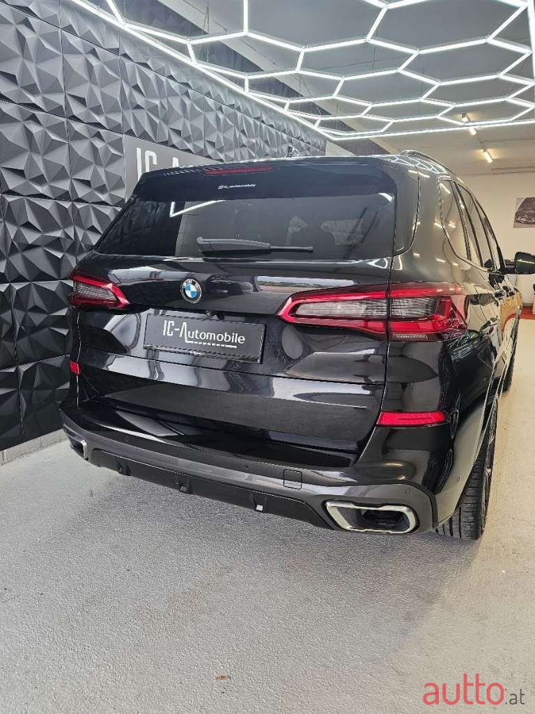 2019' BMW X5 photo #5