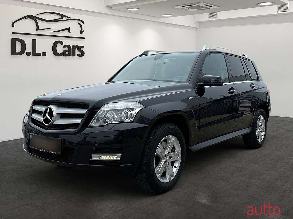 2010' Mercedes-Benz Glk-Klasse photo #2