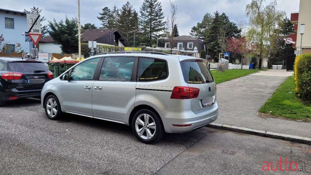 2012' SEAT Alhambra photo #6