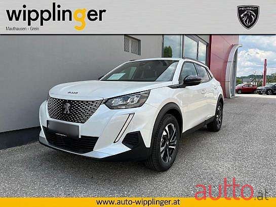 2023' Peugeot 2008 photo #1