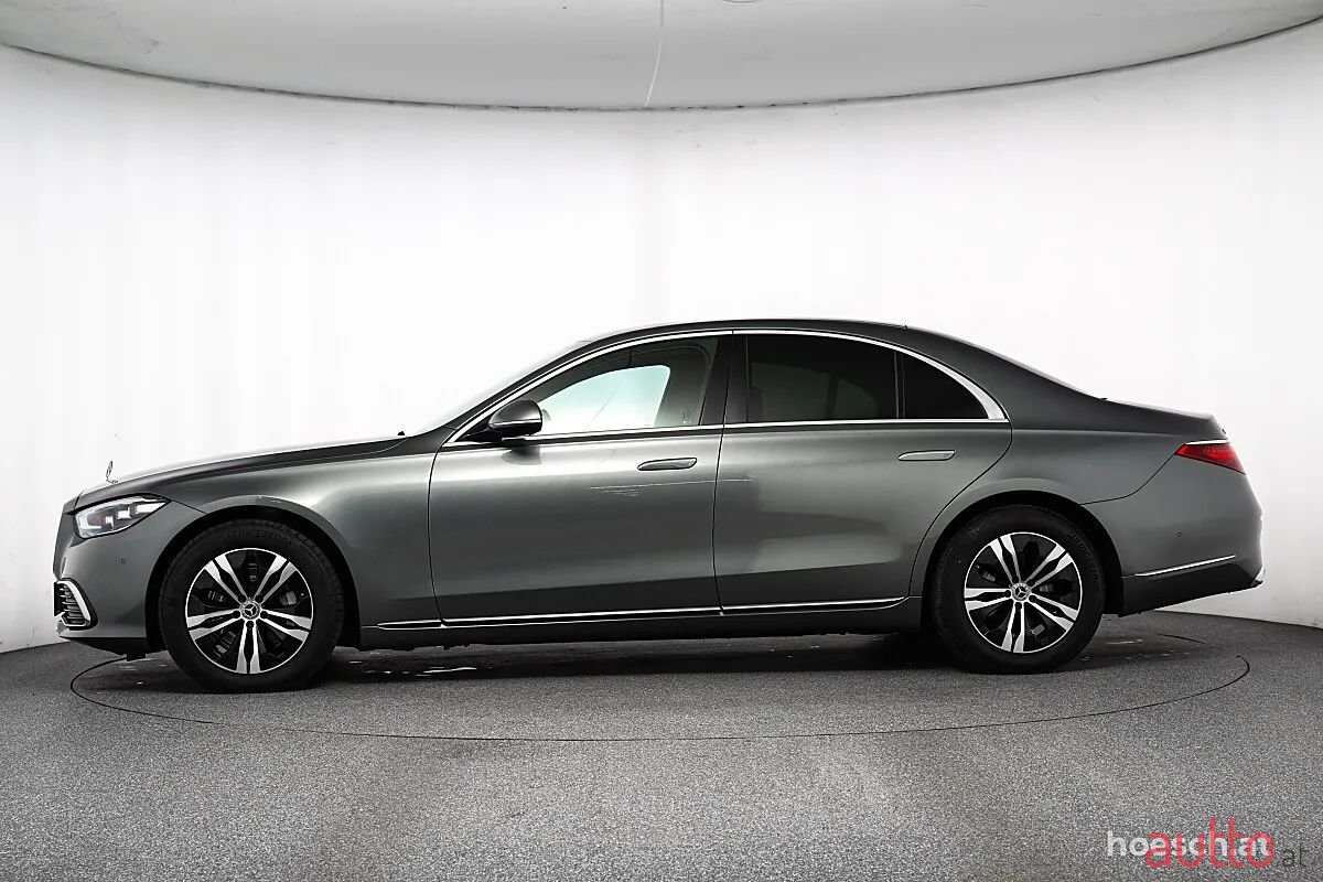 2024' Mercedes-Benz S-Klasse photo #3