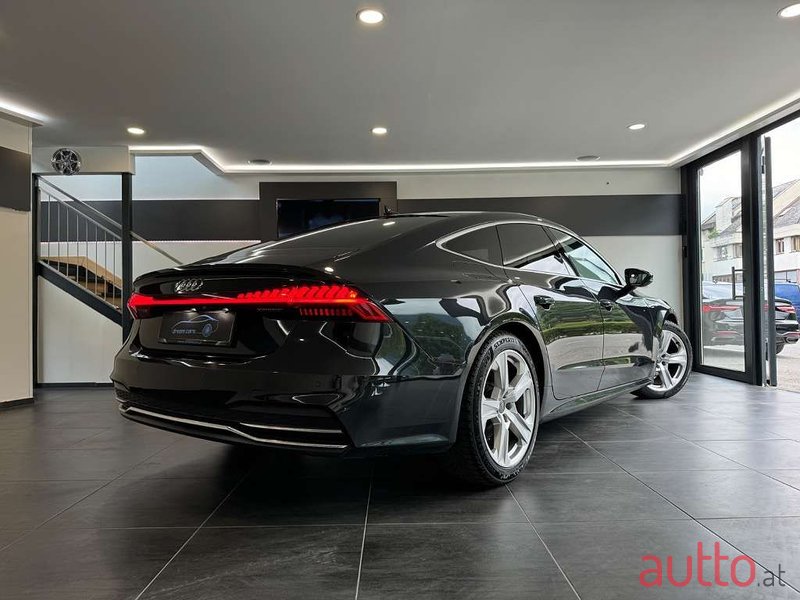 2019' Audi A7 photo #2