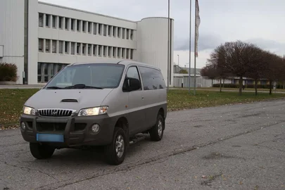 2003' Hyundai Starex