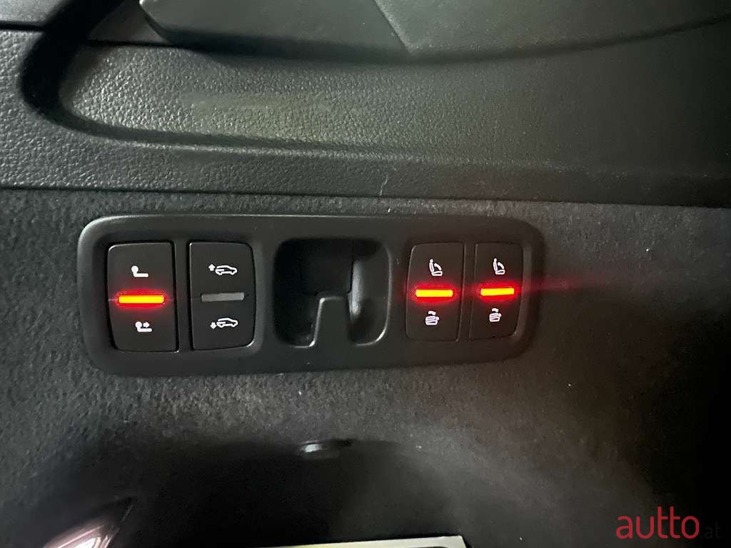 2016' Audi Q7 photo #2