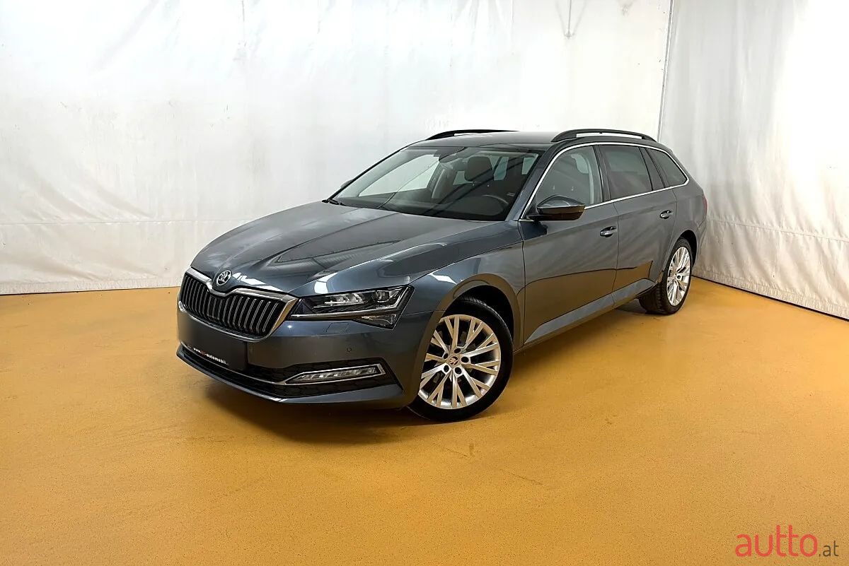 2021' Skoda Superb photo #1