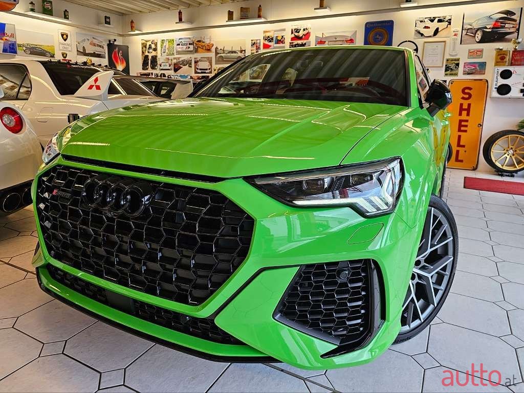 2020' Audi Q3 photo #3