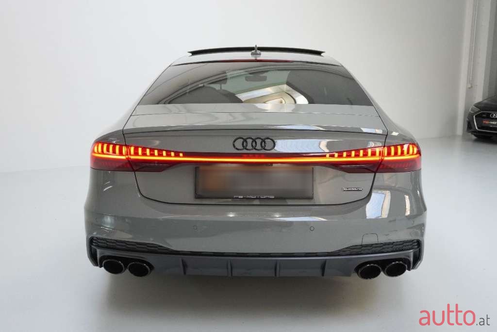 2019' Audi A7 photo #6