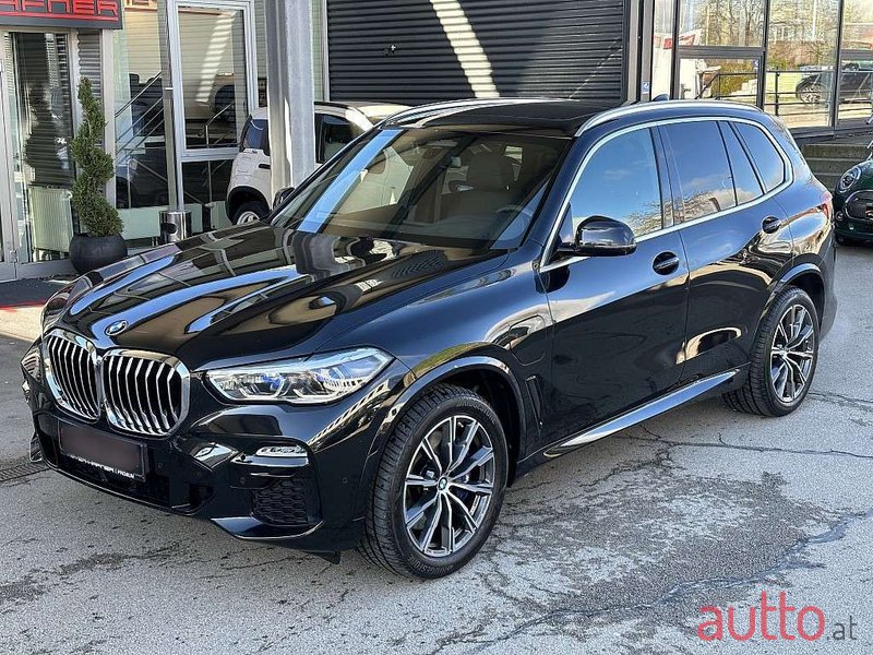 2020' BMW X5 photo #1