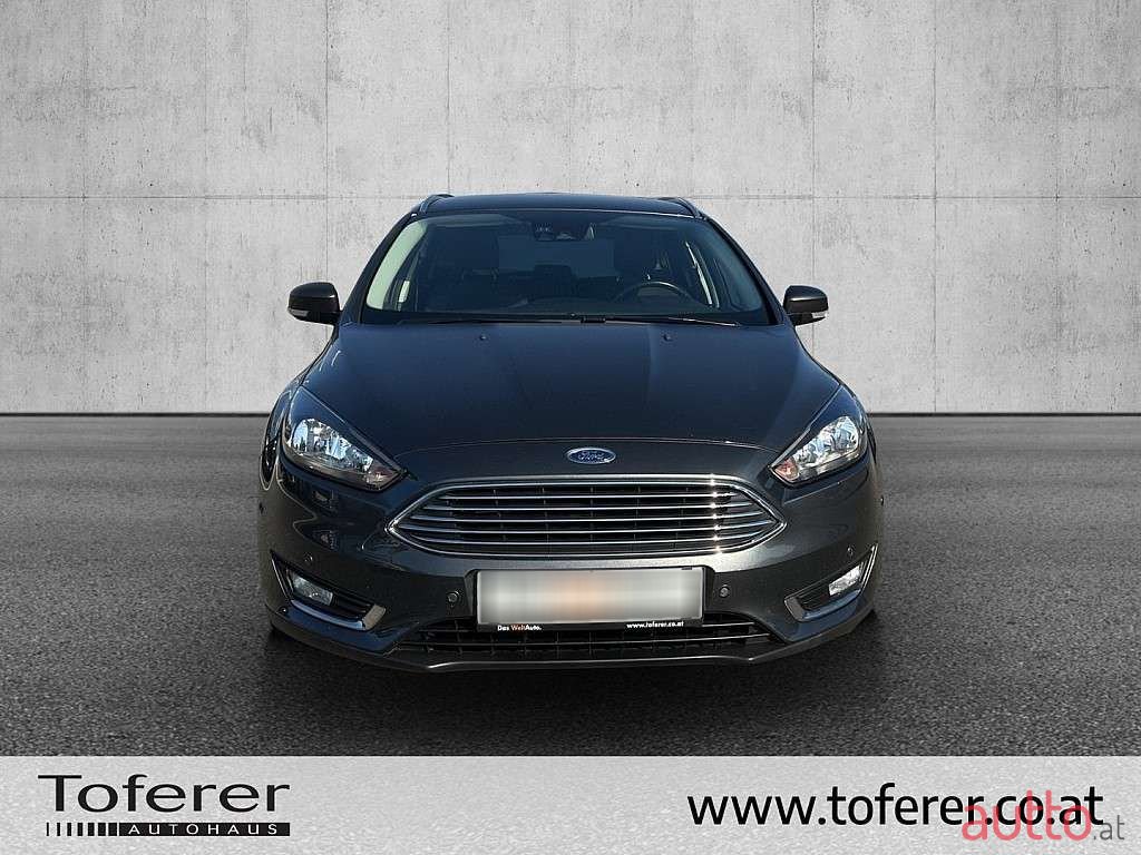 2016' Ford Focus photo #2