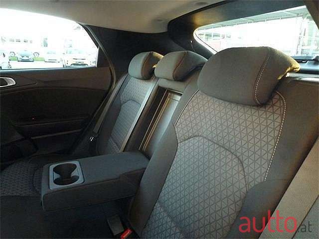 2021' Kia Xceed photo #4