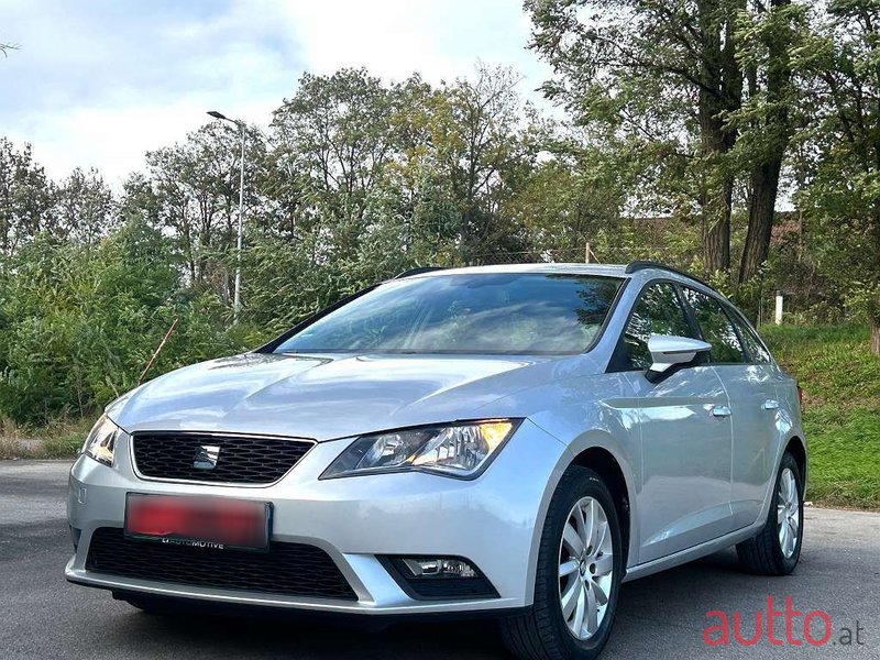 2014' SEAT Leon photo #2