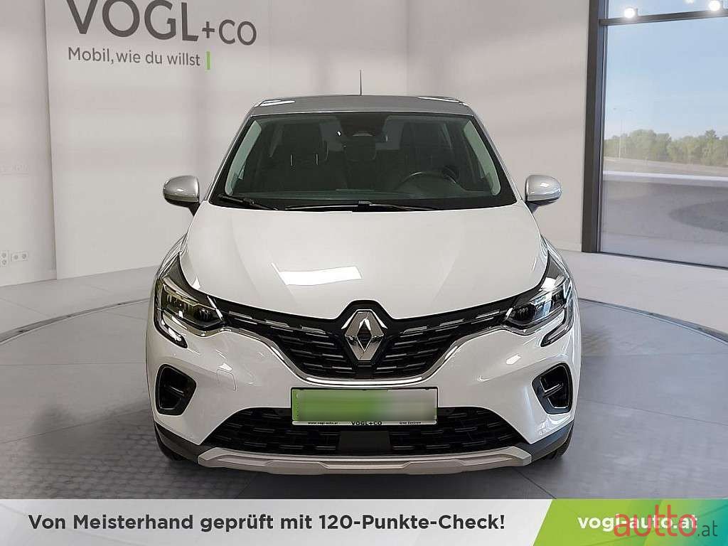 2020' Renault Captur photo #2