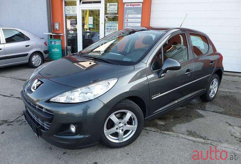 2011' Peugeot 207 photo #1