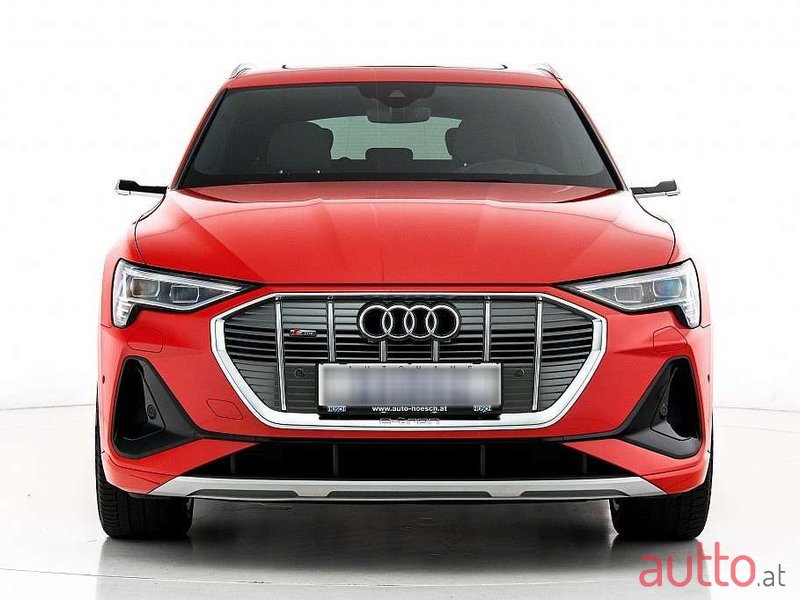 2020' Audi e-tron photo #1