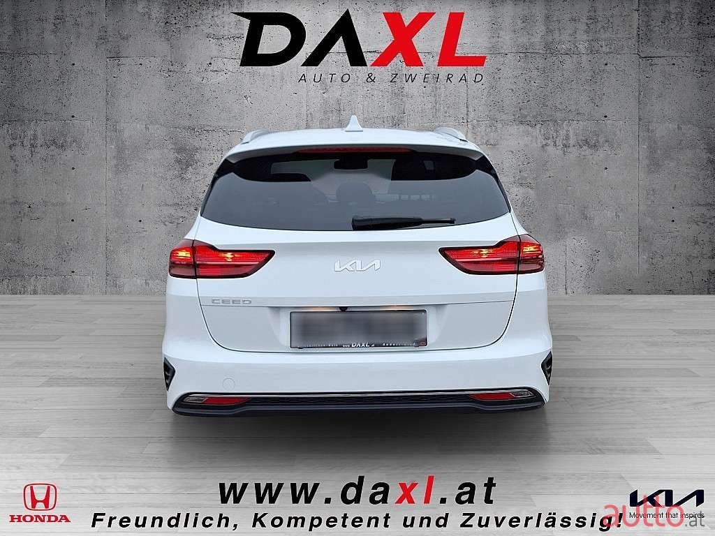 2021' Kia Ceed photo #4