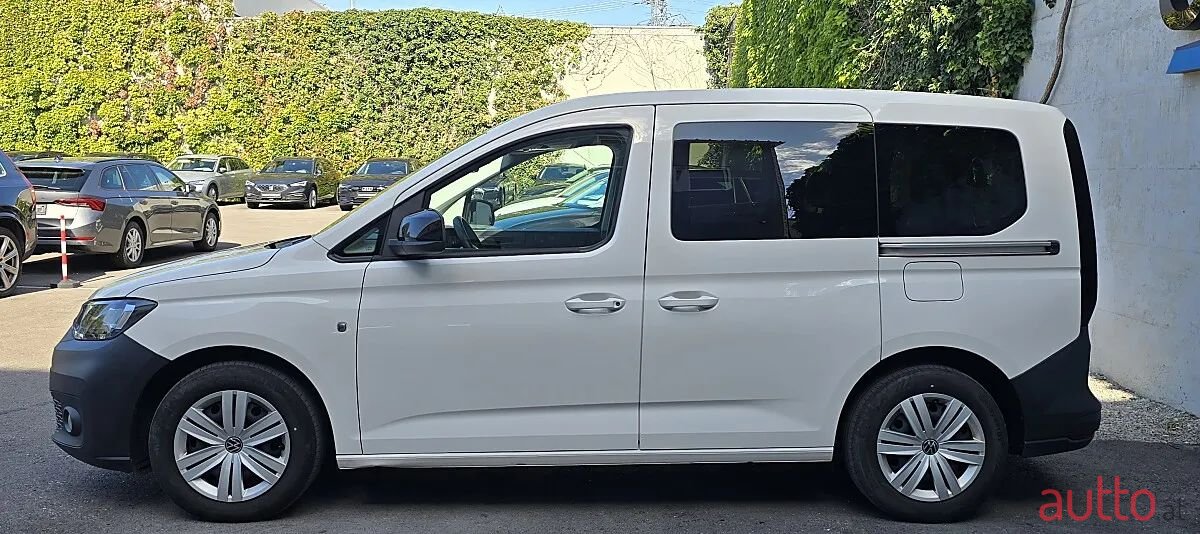 2021' Volkswagen Caddy photo #5