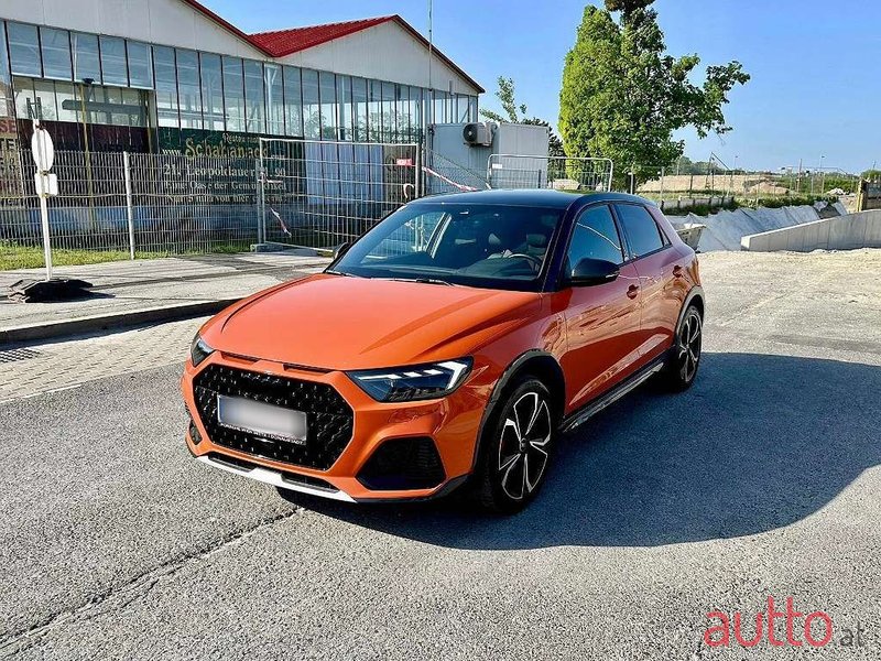 2021' Audi A1 photo #1