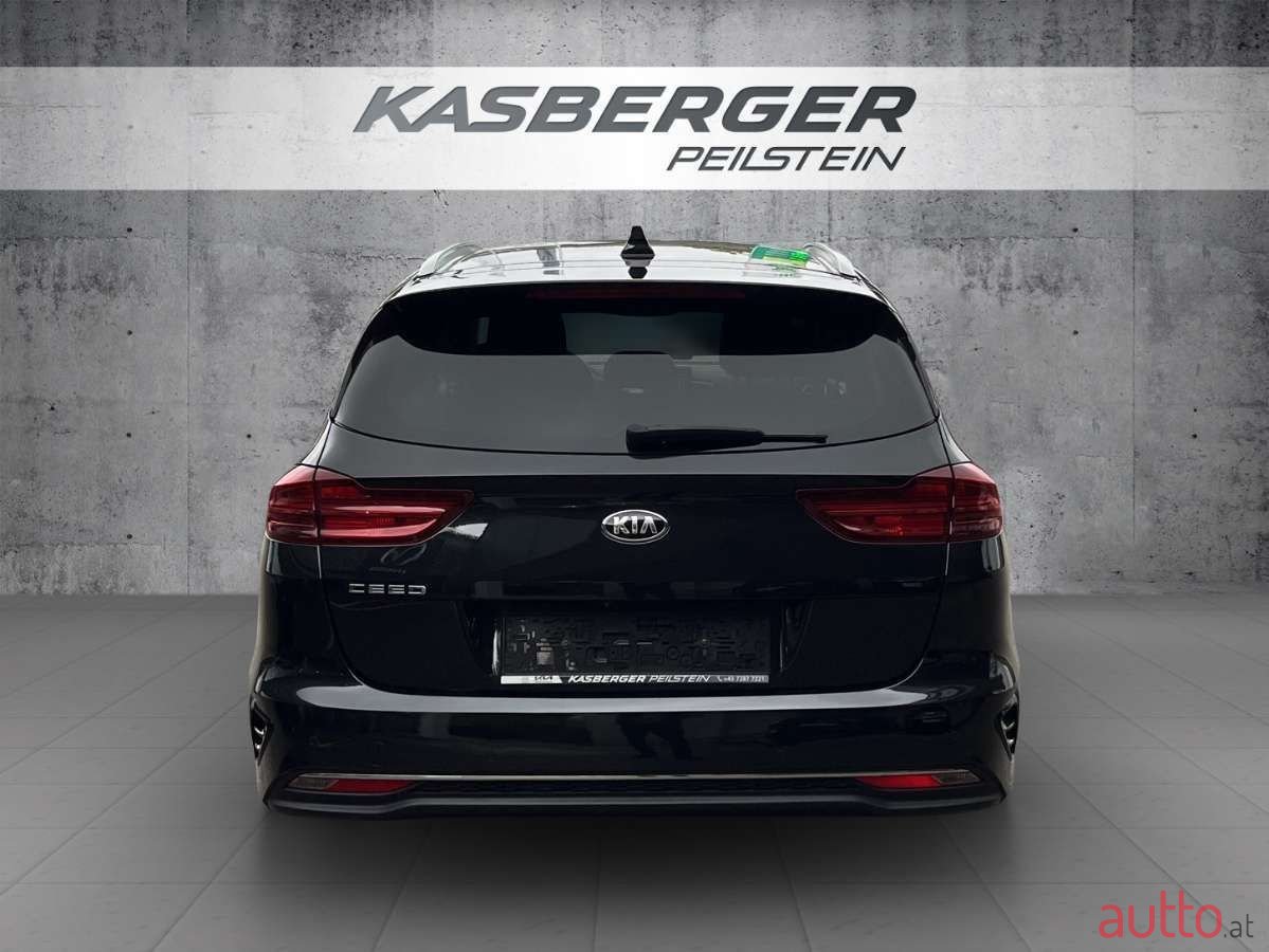 2020' Kia Ceed photo #5