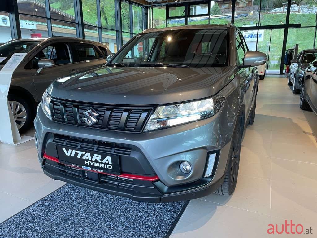 2020' Suzuki Vitara photo #1