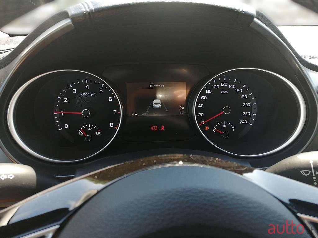 2022' Kia Ceed photo #5