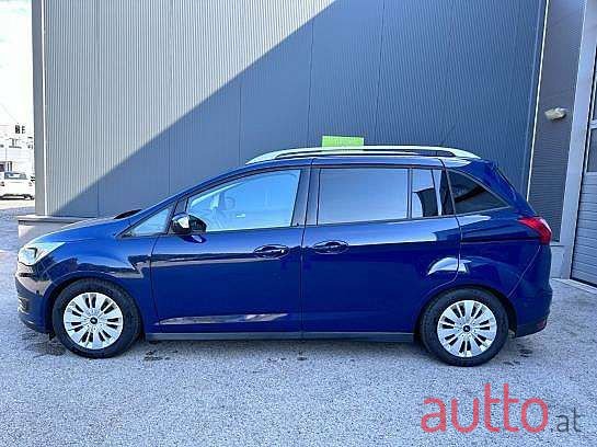 2017' Ford C-MAX photo #2