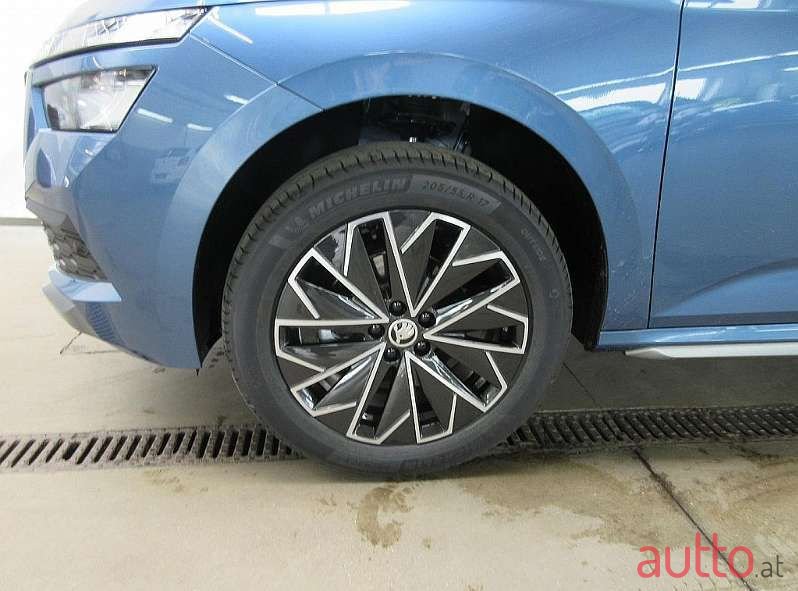 2021' Skoda Kamiq photo #2