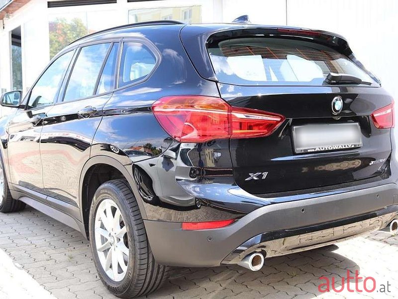 2022' BMW X1 photo #2