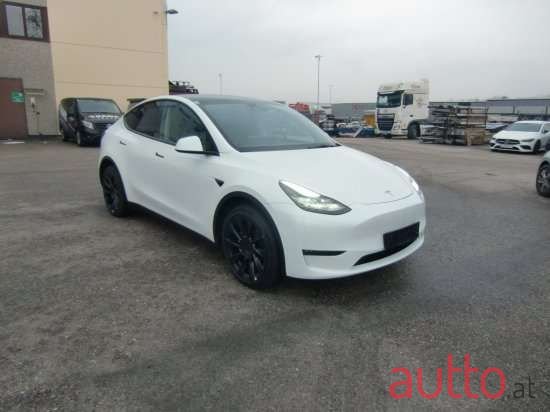 2022' Tesla Model Y photo #3