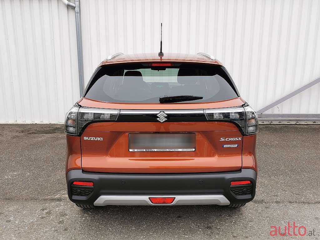 2023' Suzuki S-Cross photo #5