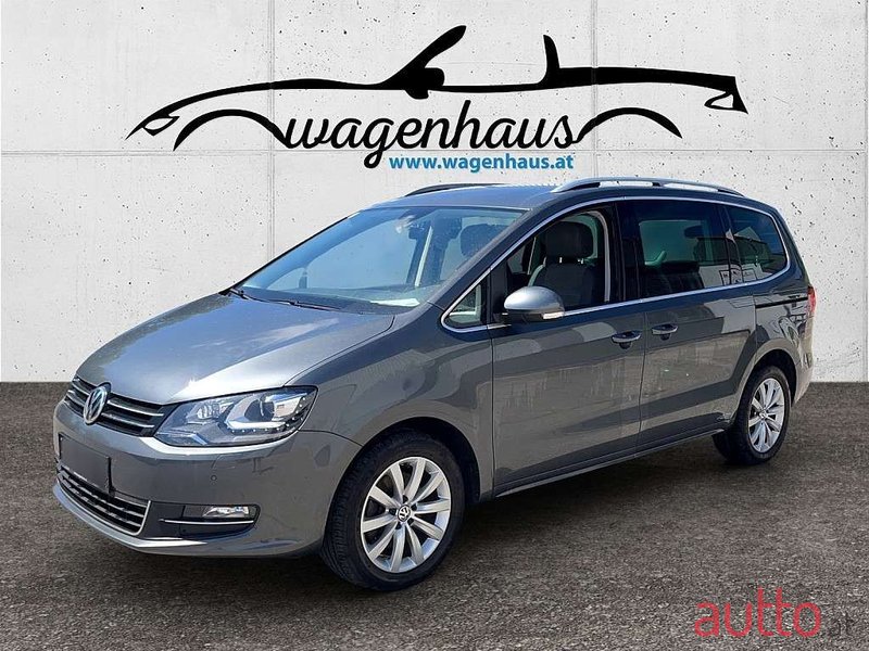 2019' Volkswagen Sharan photo #1