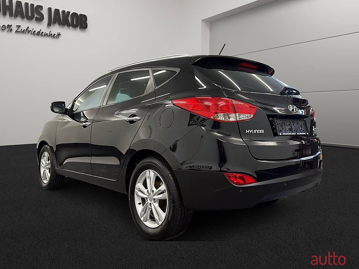 2012' Hyundai ix35 photo #2