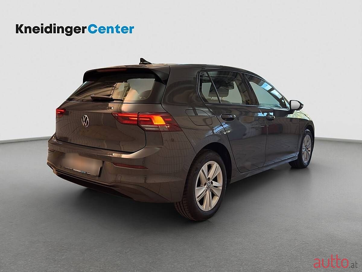 2023' Volkswagen Golf photo #5