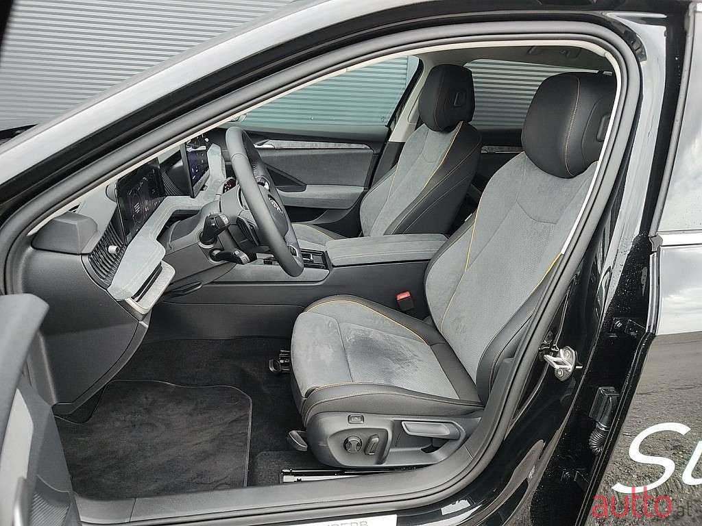 2024' Skoda Superb photo #4