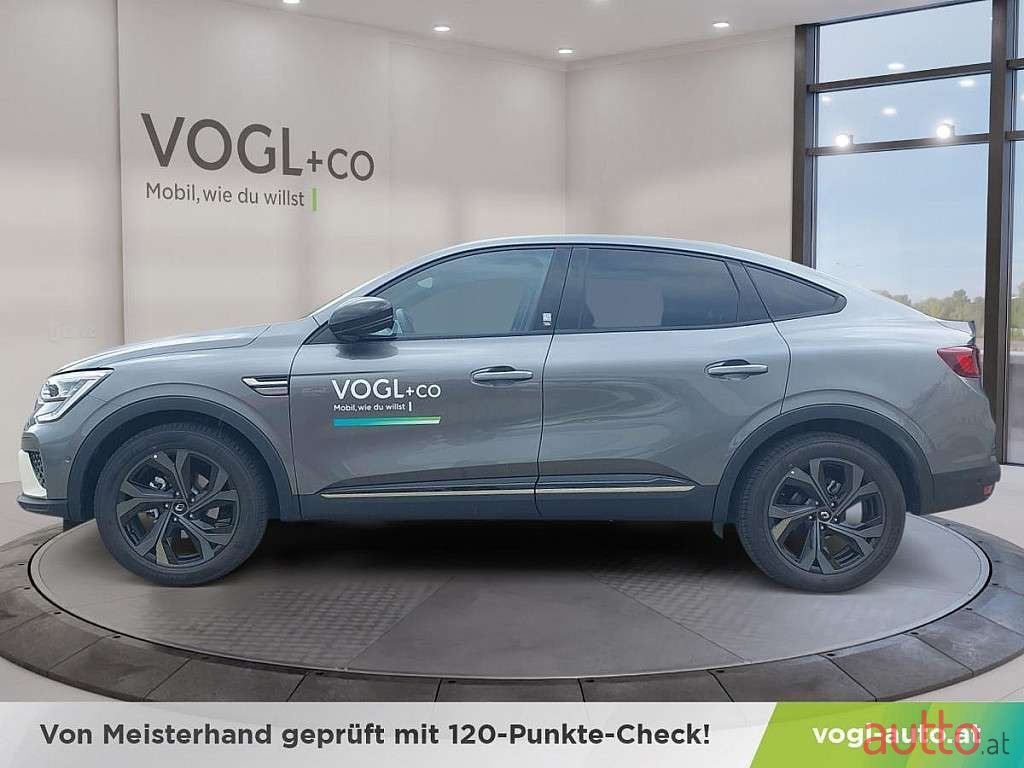 2022' Renault Arkana photo #2