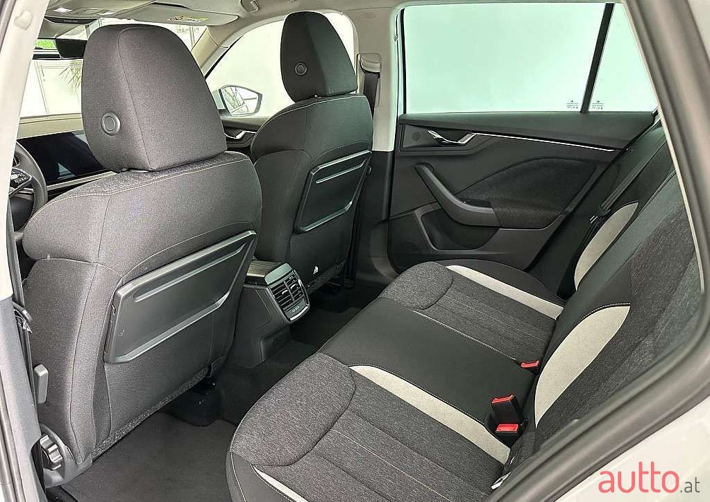 2023' Skoda Kamiq photo #6