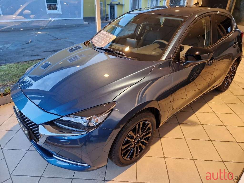 2023' Mazda Mazda2 photo #2