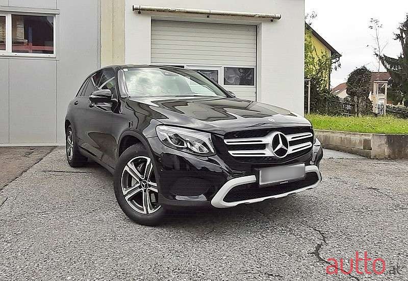 2018' Mercedes-Benz Glc-Klasse photo #1