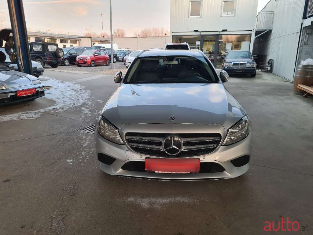 2020' Mercedes-Benz C-Klasse photo #2