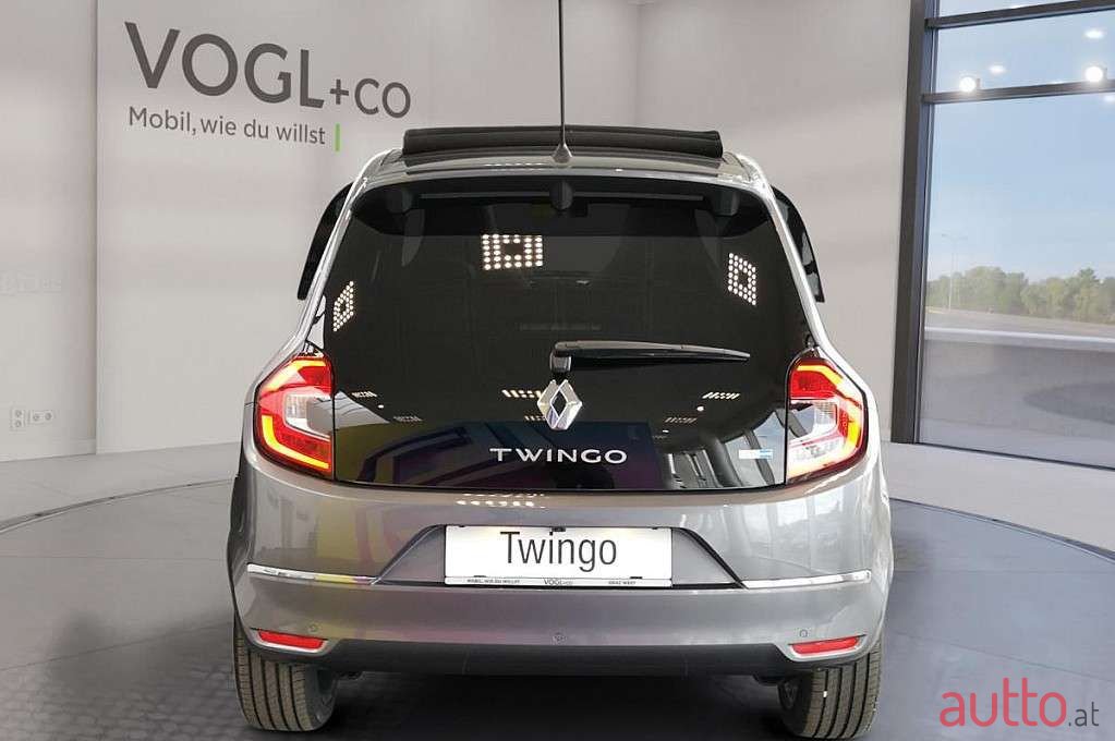 2022' Renault Twingo photo #5